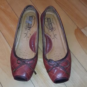 Pikolinos women's shoes